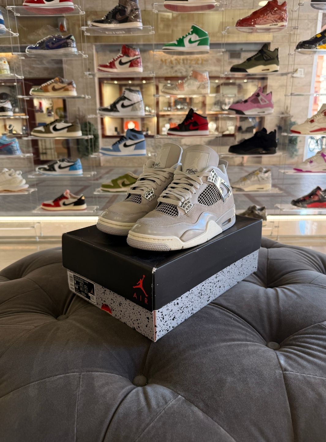 Air Jordan 4 Retro Frozen Moments - Usato 9.5/10