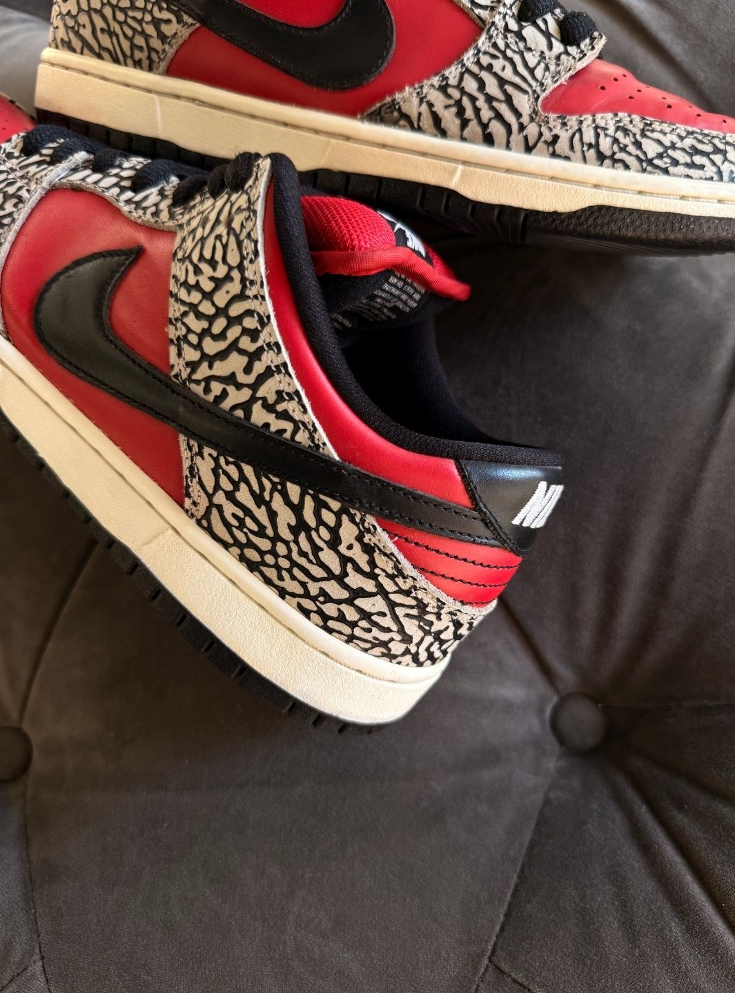 Nike SB Dunk Low Supreme Red Cement (2012) - Usato 8.5/10