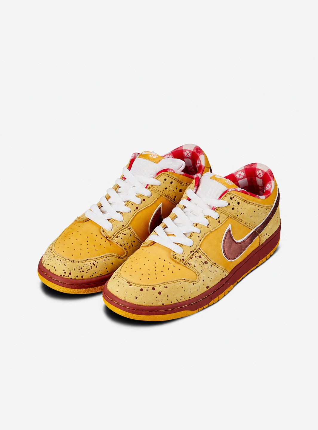 Nike SB Dunk Low Yellow Lobster